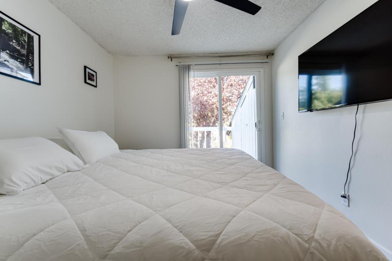Retreat Near Uo, Autzen Stadium, Amazon Park ユージーン エクステリア 写真